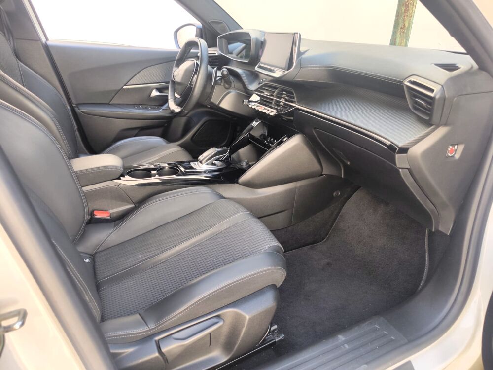 2008 GENERATION-I 1.2 130 GT LINE EAT BVA START-STOP 2020 occasion 34160 Castries