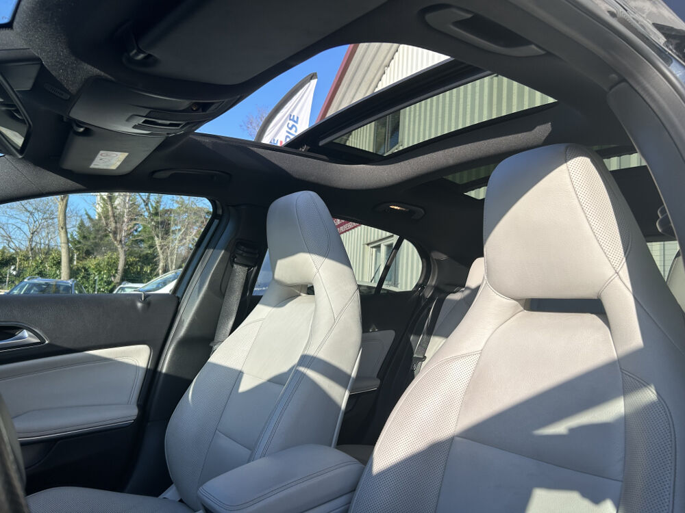 Classe GLA 220d 177 ch 4-matic Sensation 2015 occasion 71380 Ch&acirc;tenoy-en-Bresse