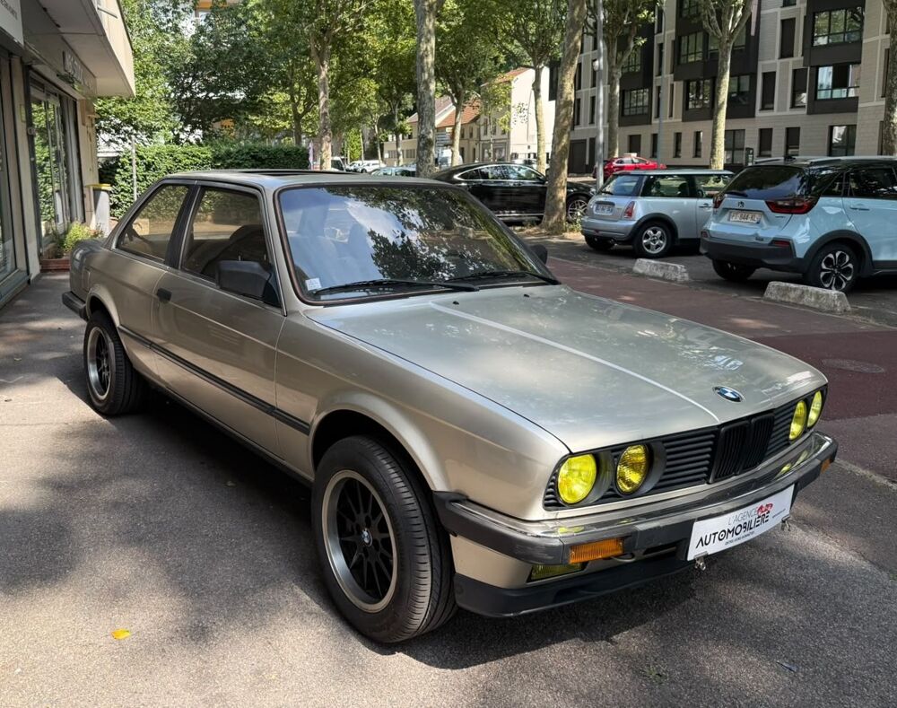 S&eacute;rie 3 E30 COUPE 318i 1.8 i 105cv BOITE AUTOMATIQUE 1984 occasion 92370 Chaville