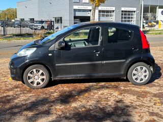 107 1.0 i 68 ch TRENDY 5P - MOTEUR A CHAINE TOYOTA - CLIMATISATI 2011 occasion 25400 Audincourt