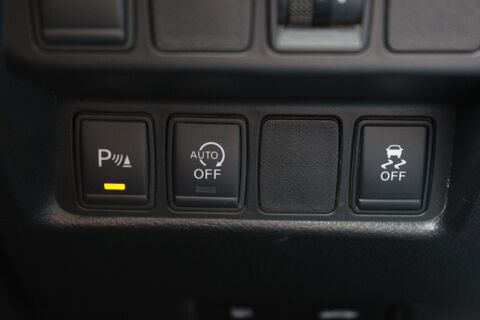 Qashqai 1.6 dCi 130ch N-Connecta ( Cam&eacute;ra de recul, Toit panoramique 2016 occasion 34200 S&egrave;te