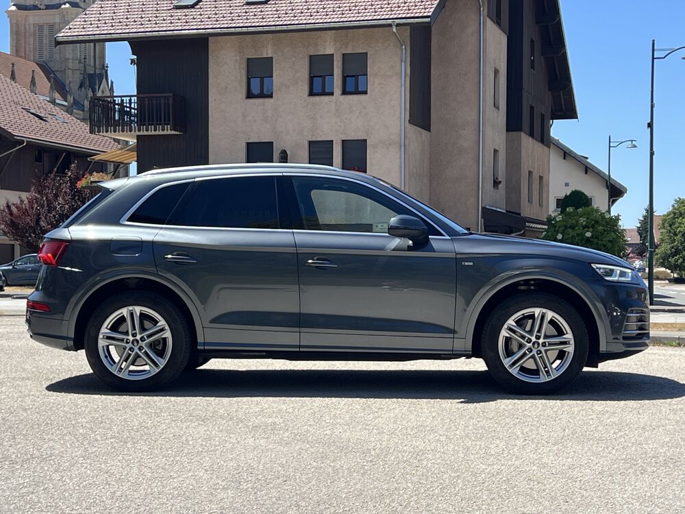 Q5 55 tfsi e 367ch S-Line Quattro S-Tronic 2020 occasion 25300 Pontarlier