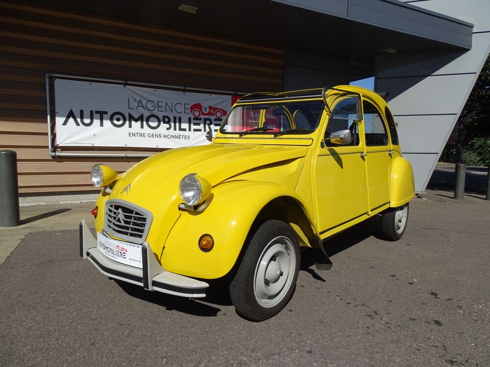2 CV - Dyane 2CV 6 SPECIAL ENTIEREMENT RESTAUREE 1988 occasion 27500 Pont-Audemer