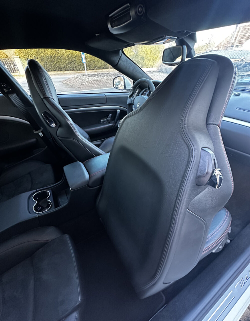 Granturismo Sport 4.7 V8 Coup&eacute; 460 ch BVR F1 2013 occasion 88100 Sainte-Marguerite