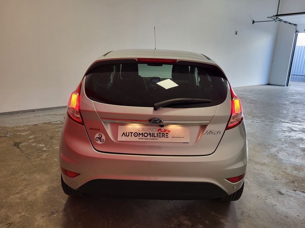 Fiesta FORD FIESTA 1.0 ECOBOOST 100 TITANIUM POWERSHIRT 2017 occasion 37170 Chambray-l&egrave;s-Tours