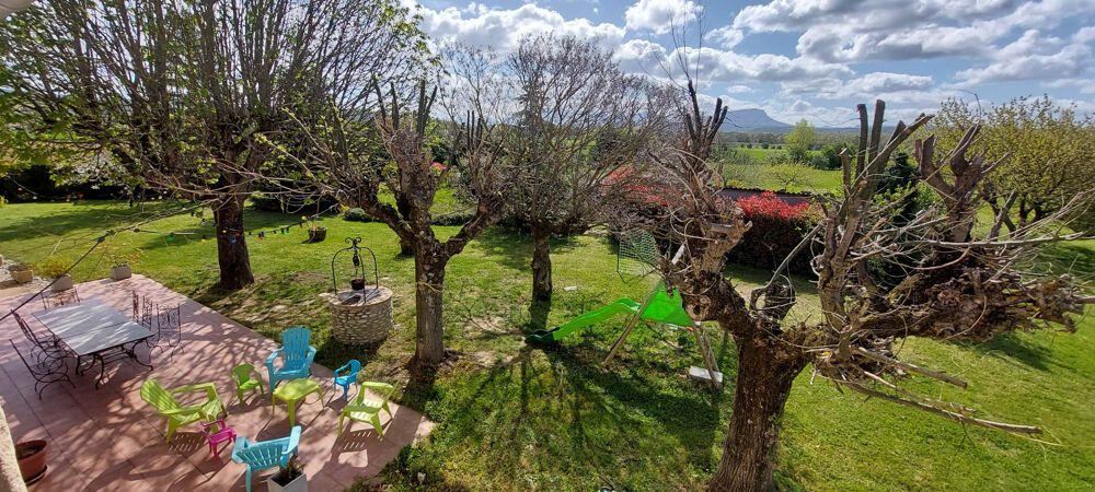 � vendre  Propri�t�/ch�teau Crest (26400)