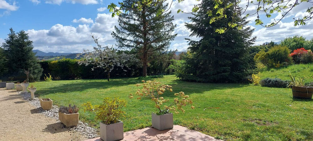 � vendre  Propri�t�/ch�teau Crest (26400)