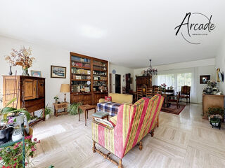  Maison à vendre 7 pièces 243 m²