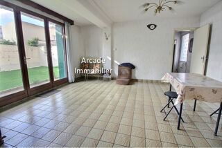  Maison  vendre 5 pices 94 m