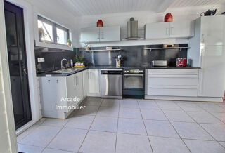  Maison � vendre 6 pi�ces 218 m�