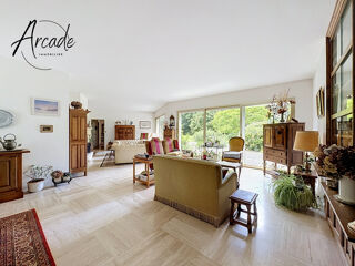  Maison à vendre 7 pièces 243 m²