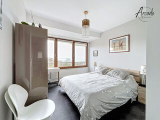  Appartement � vendre 4 pi�ces 134 m�