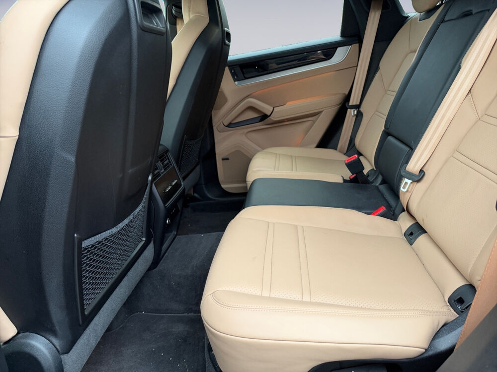 Cayenne E-Hybrid 3.0 V6 470 ch Tiptronic BVA 2024 occasion 78230 LE PECQ