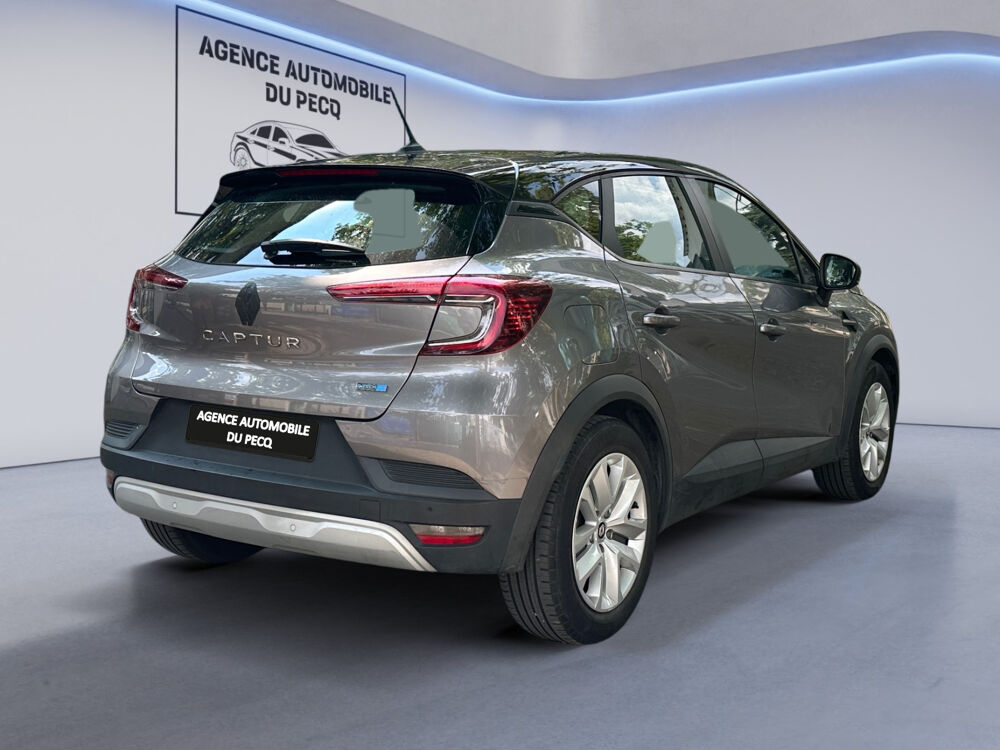 Captur E-Tech Plug-in 160 - 21 Business 2022 occasion 78230 Le Pecq