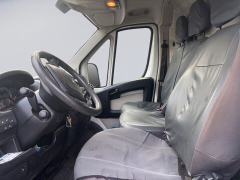 Boxer BOXER TOLE 333 L3H2 2.2 E-HDI 130 PACK CD CLIM NAV 2015 occasion 78160 Marly-le-Roi