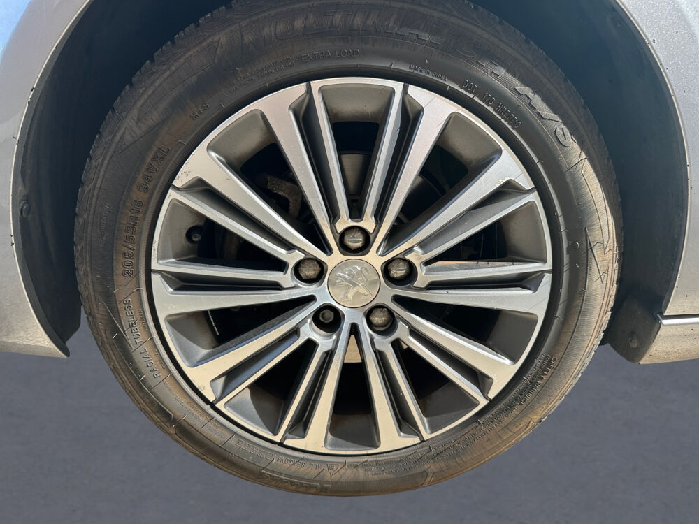 308 PureTech 130ch S&S BVM6 Road Trip 2020 occasion 78230 Le Pecq