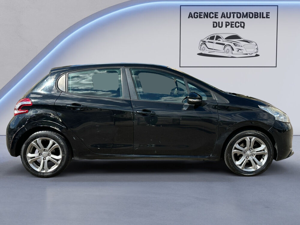208 1.2 VTi 82ch BVM5 Allure 2014 occasion 78230 Le Pecq