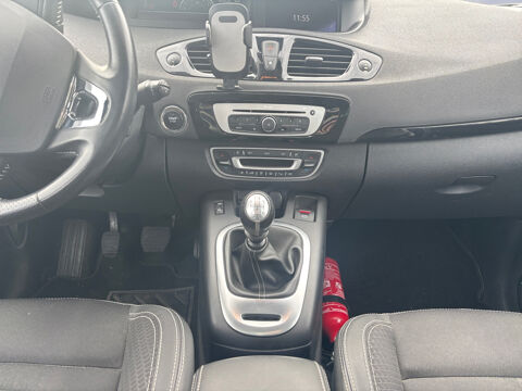 Grand Sc&eacute;nic III Grand Sc&eacute;nic dCi 130 Energy Bose Edition 7 pl 2015 occasion 78230 LE PECQ