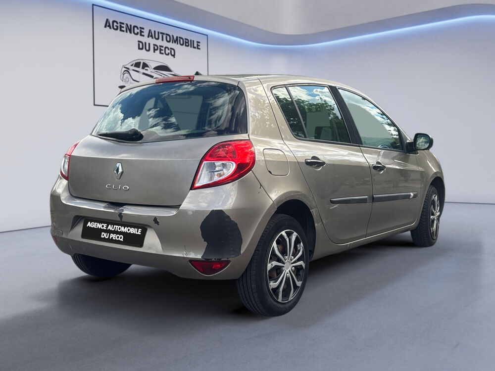 Clio III 1.2 16V 75 eco2 Expression 2009 occasion 78230 Le Pecq