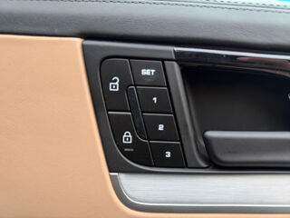 Cayenne E-Hybrid 3.0 V6 470 ch Tiptronic BVA 2024 occasion 78230 LE PECQ