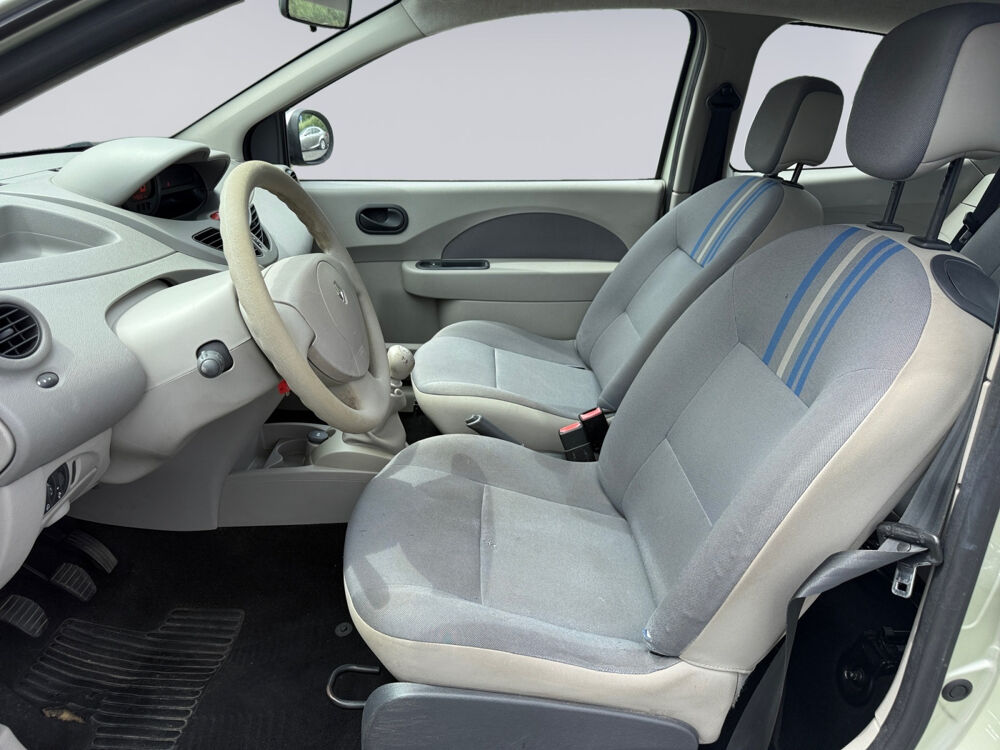 Twingo II 1.2 16v 75 Initiale 2007 occasion 78230 Le Pecq