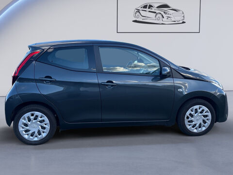 Aygo Pro 1.0 VVT-i x-play 2019 occasion 78160 Marly-le-Roi