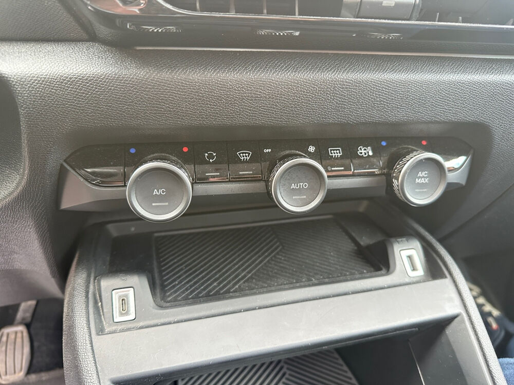 C4 PureTech 130 S&S BVM6 Feel 2023 occasion 78230 Le Pecq