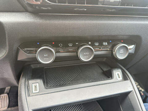 C4 PureTech 130 S&S BVM6 Feel 2023 occasion 78230 Le Pecq
