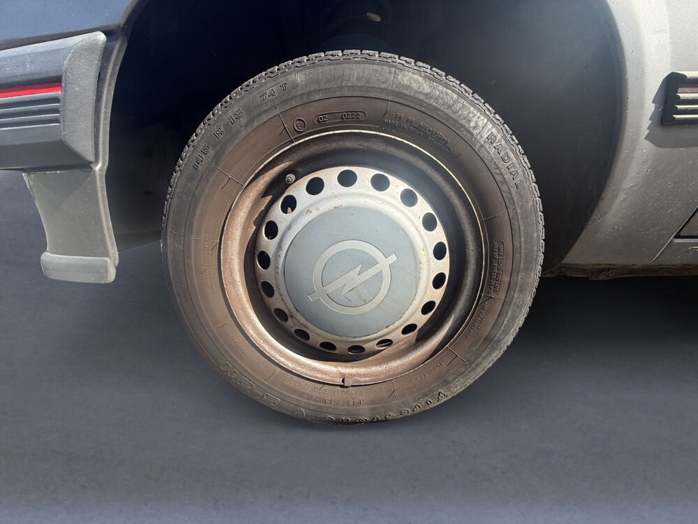 Corsa 1.2 S Viva 1990 occasion 78230 Le Pecq