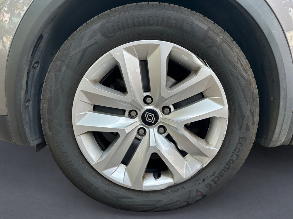 Captur E-Tech Plug-in 160 - 21 Business 2022 occasion 78230 Le Pecq