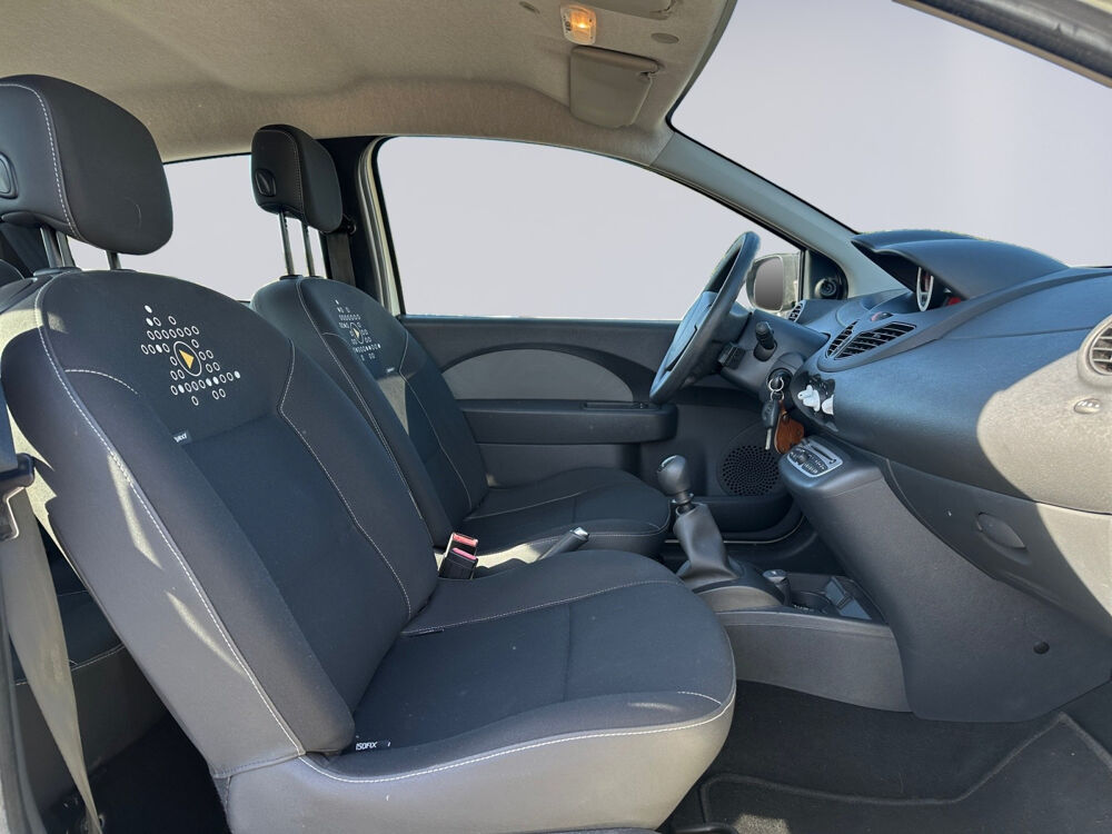 Twingo II 1.2 LEV 16v 75 eco2 Yahoo Euro 5 2011 occasion 78230 Le Pecq