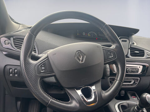 Grand Sc&eacute;nic III Grand Sc&eacute;nic dCi 130 Energy Bose Edition 7 pl 2015 occasion 78230 LE PECQ