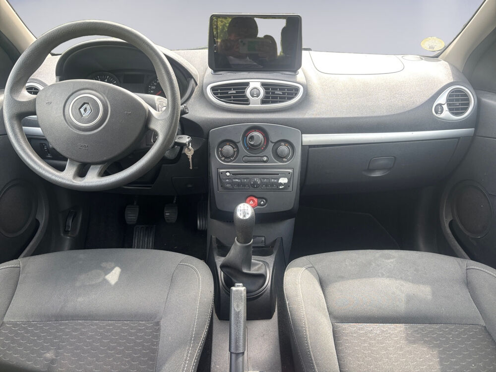 Clio III 1.2 16V 75 eco2 Expression 2009 occasion 78230 Le Pecq