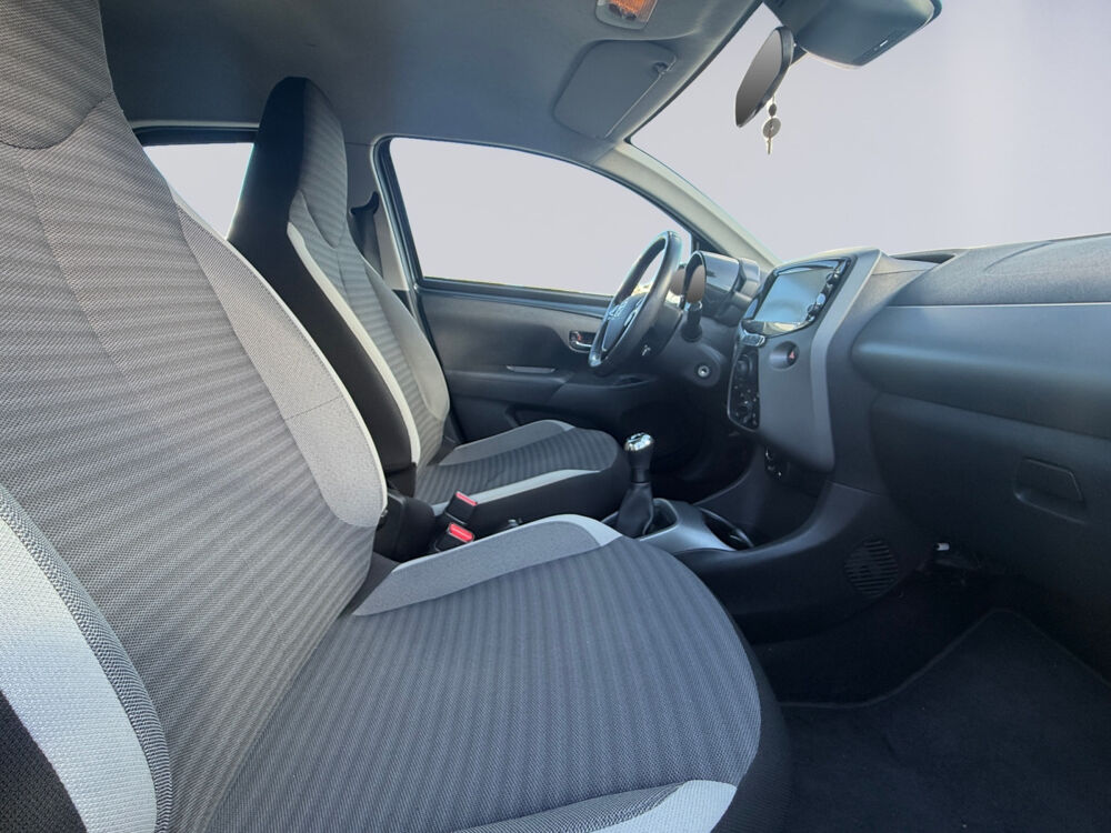 Aygo Pro 1.0 VVT-i x-play 2019 occasion 78160 Marly-le-Roi