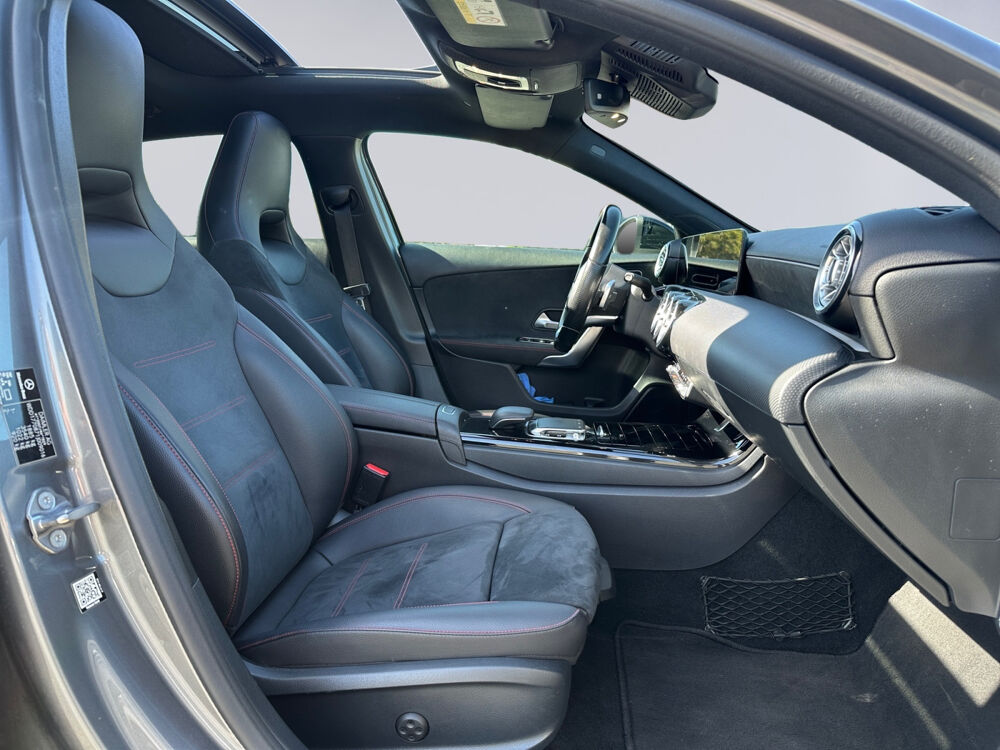 Classe A 200 7G-DCT AMG Line 2018 occasion 78230 Le Pecq