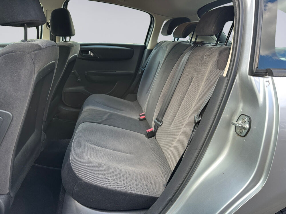 C4 1.6i 16V 110 Pack Dynamique 2005 occasion 78230 Le Pecq