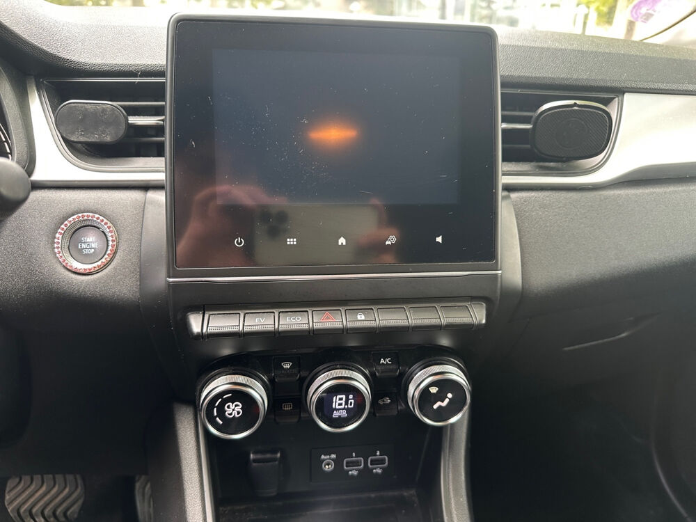 Captur E-Tech Plug-in 160 - 21 Business 2022 occasion 78230 Le Pecq