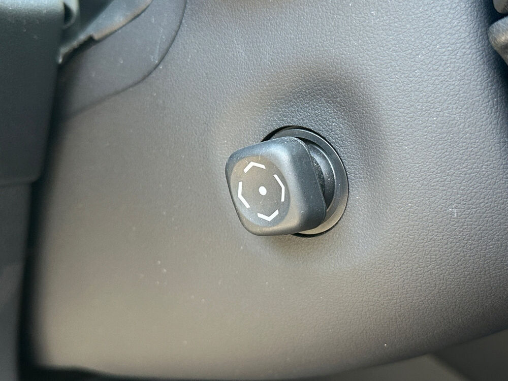 Divers VVT-i 16V 197 Hybrid LUXE 2020 occasion 78230 Le Pecq