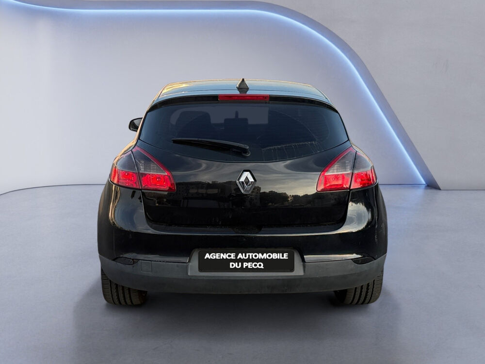 M&eacute;gane III dCi 130 FAP eco2 Dynamique Euro 5 2011 occasion 78160 Marly-le-Roi