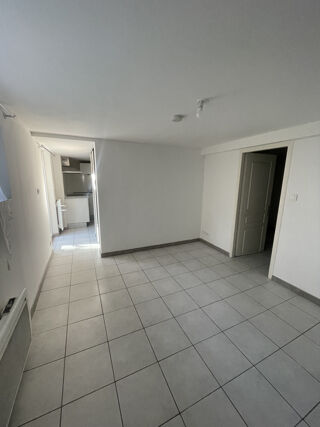  Appartement � louer 1 pi�ce 30 m�