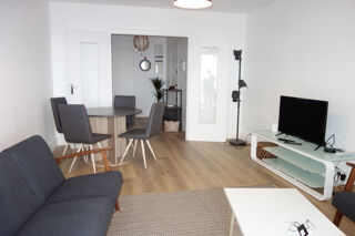  Appartement à louer 3 pièces 76 m²