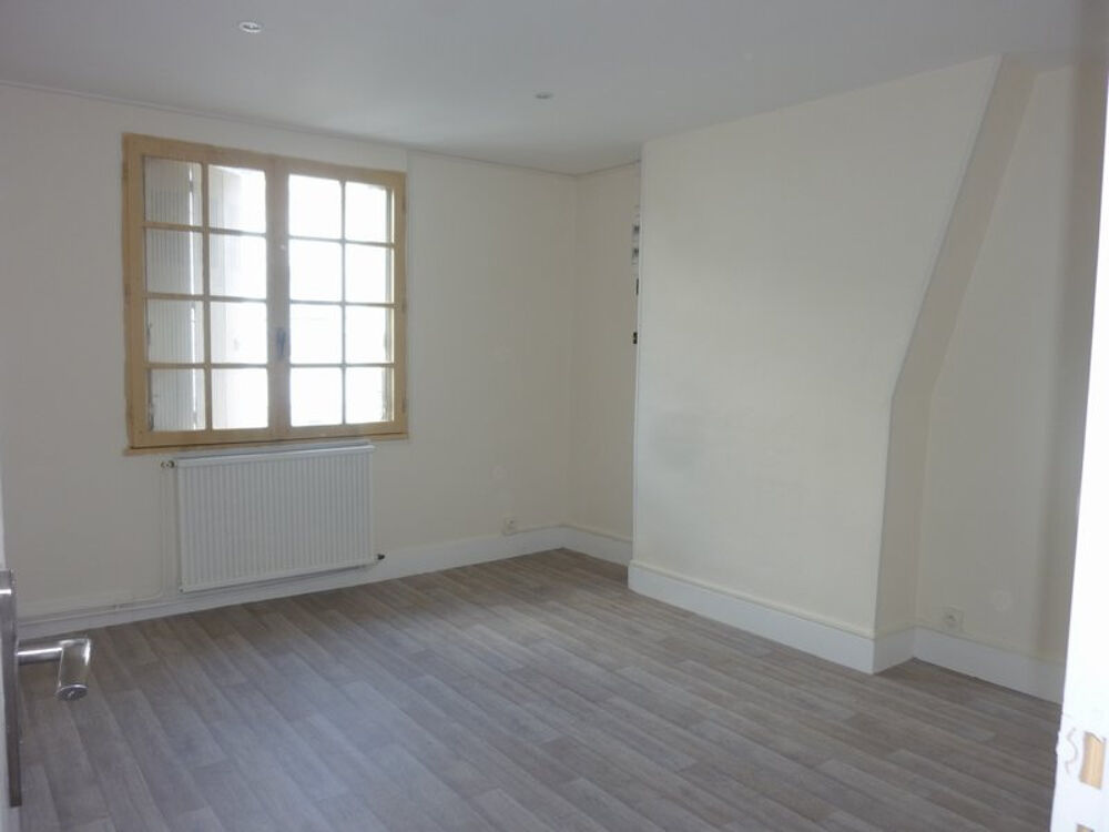 F3- 41 RUE BELLEBAT - LIBRE