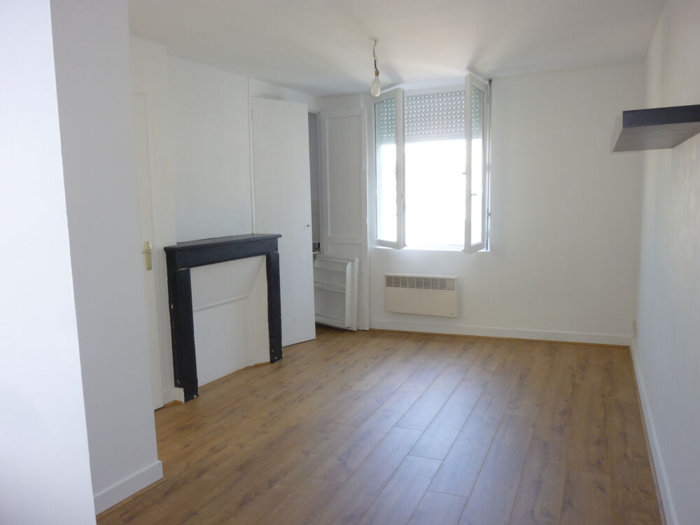 Location Appartement ORLEANS CENTRE AU CALME - STUDIO DISPONIBLE Orleans