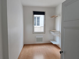 Appartement à louer 2 pièces 34 m²