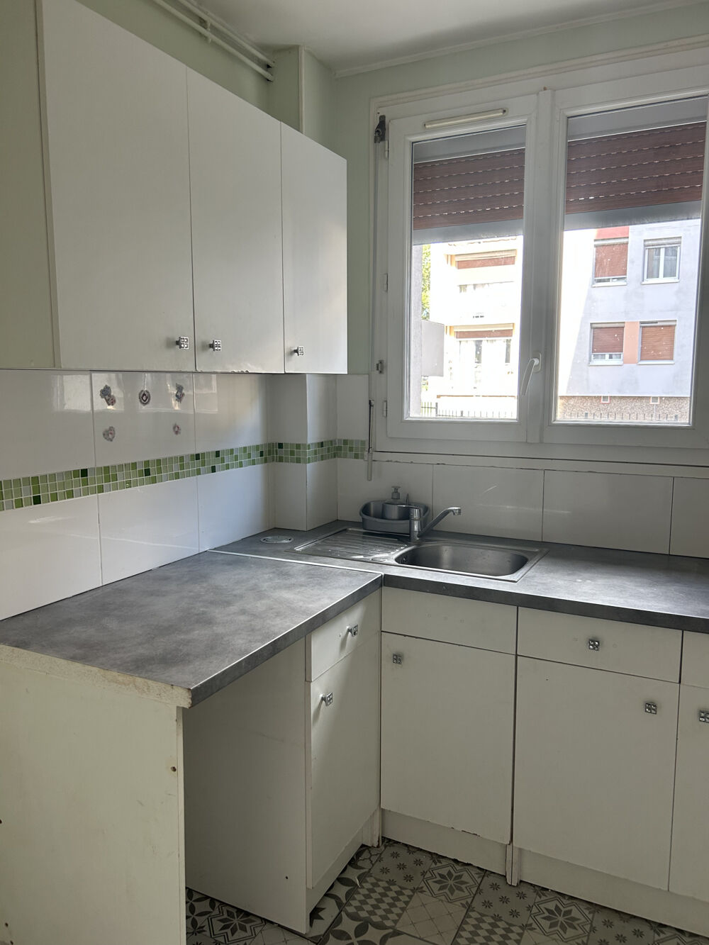 5 RUE THEODULPHE - LIBRE