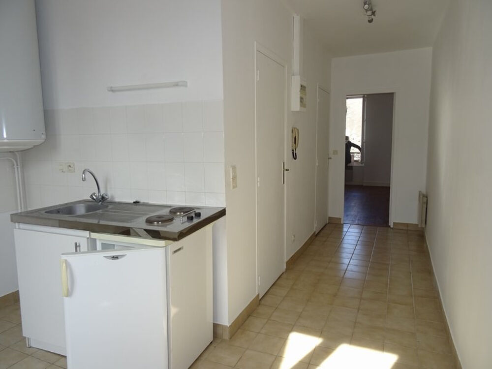 251 RUE DE BOURGOGNE - LIBRE