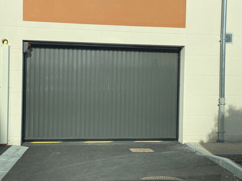  Parking / Garage � louer 