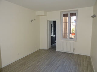  Appartement à louer 3 pièces 68 m²