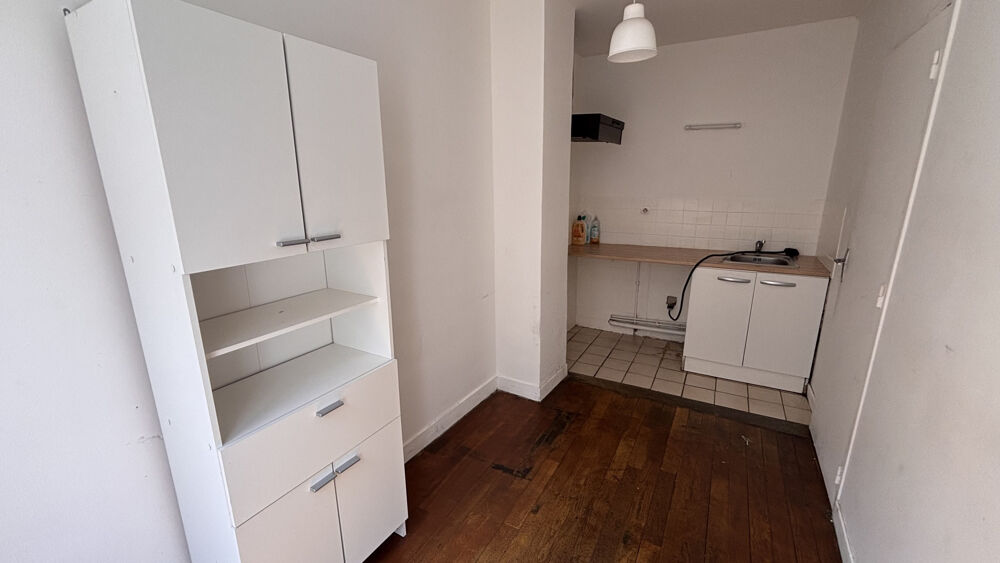 A LOUER - APPARTEMENT SPACIEUX 2 PIECES