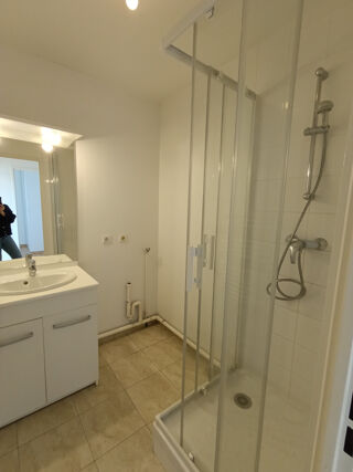  Appartement à louer 3 pièces 59 m²